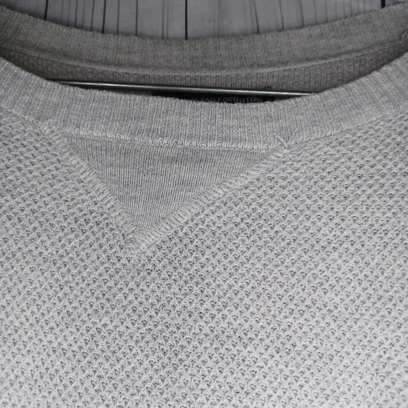 American Eagle Light Gray Sweater - Picture 6 of 14